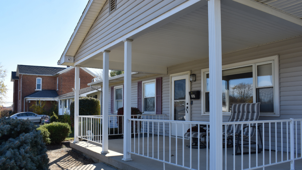 Front Porch Railing and Columns